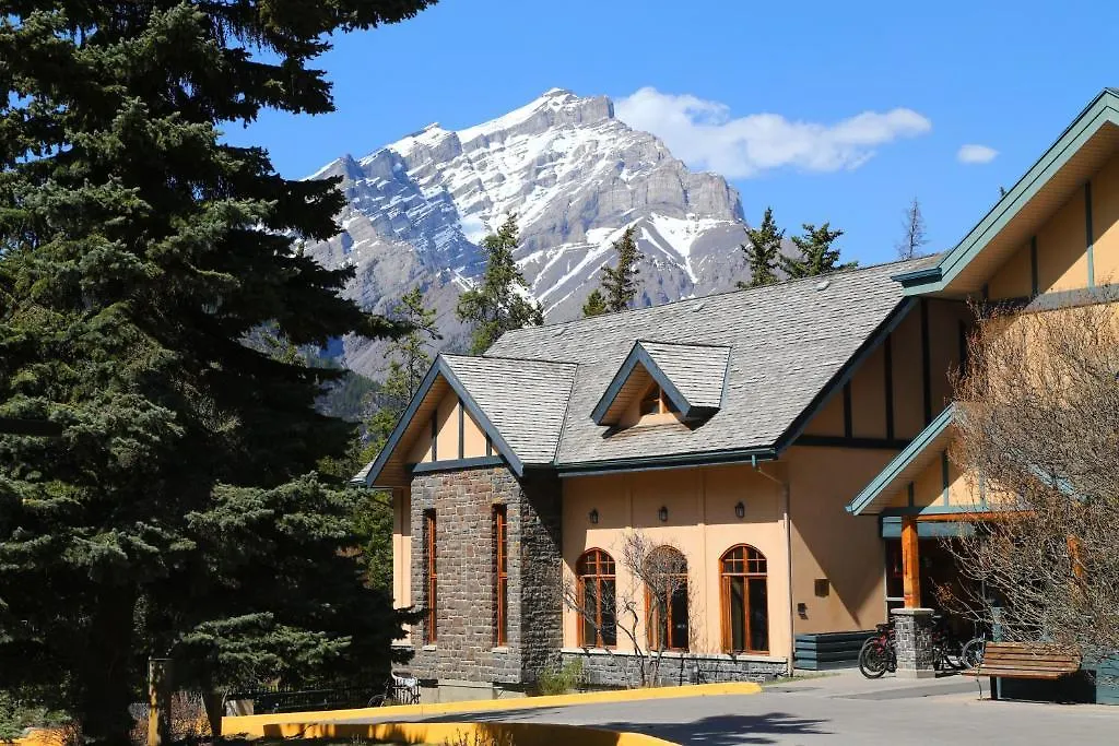 Vandrerhjem Ywca Banff Hotel