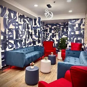 Royal Oak 2*, Toronto Canada